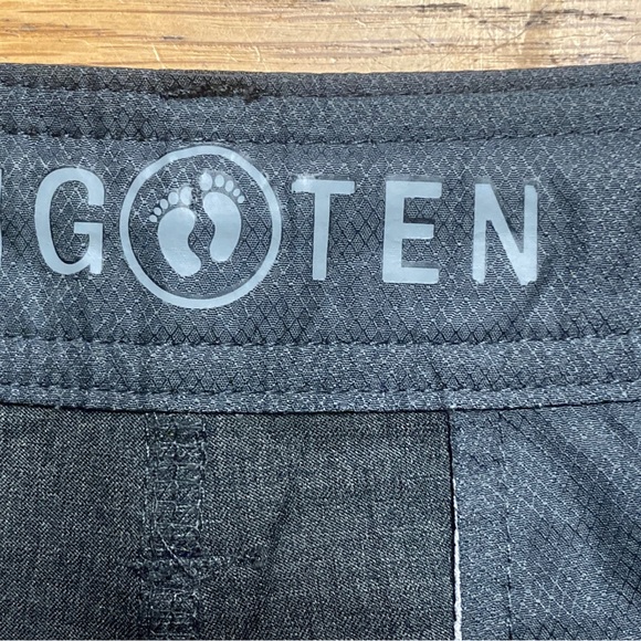 Hang Ten Golf Shorts - Picture 3 of 3